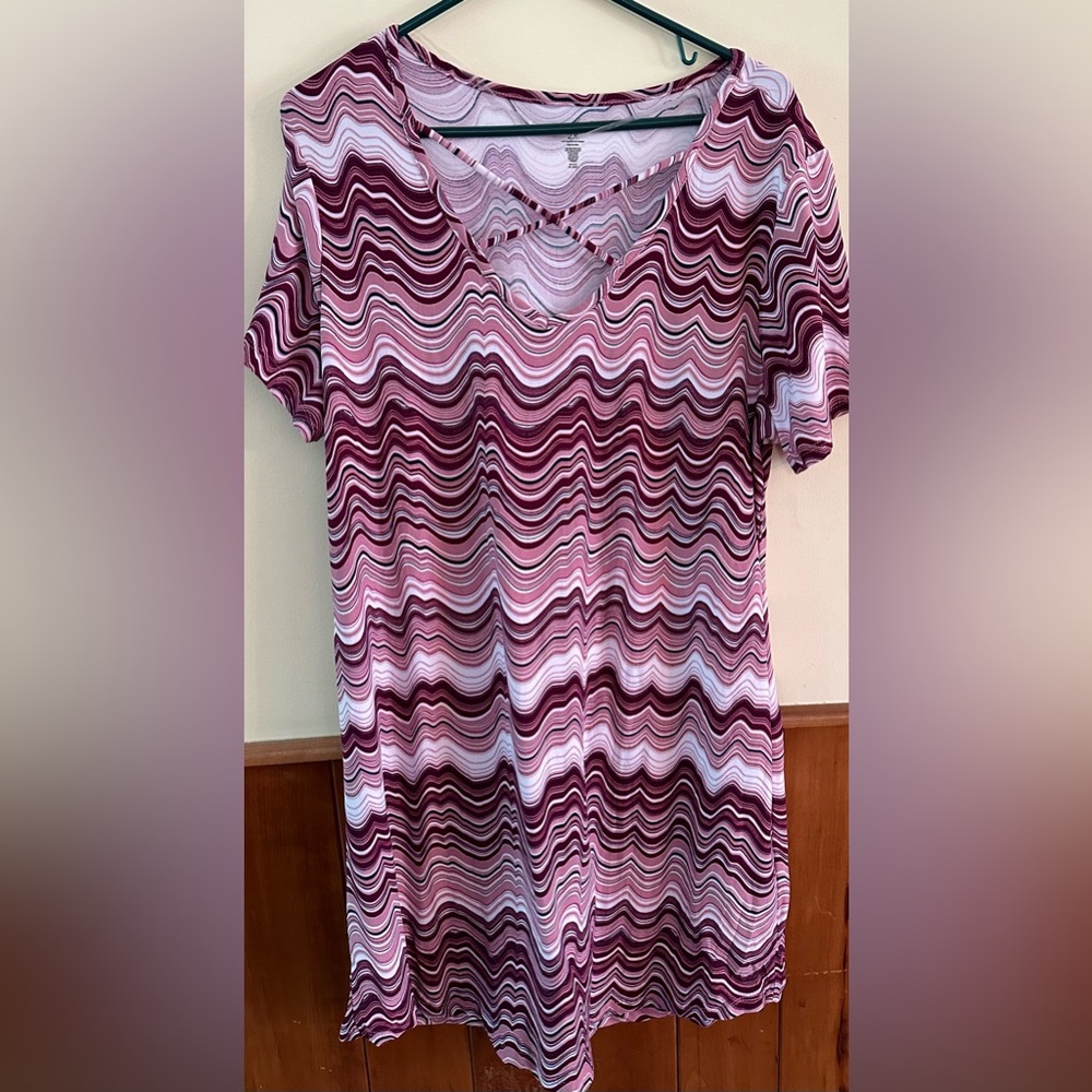 Just Be maroon, wavy striped dress.